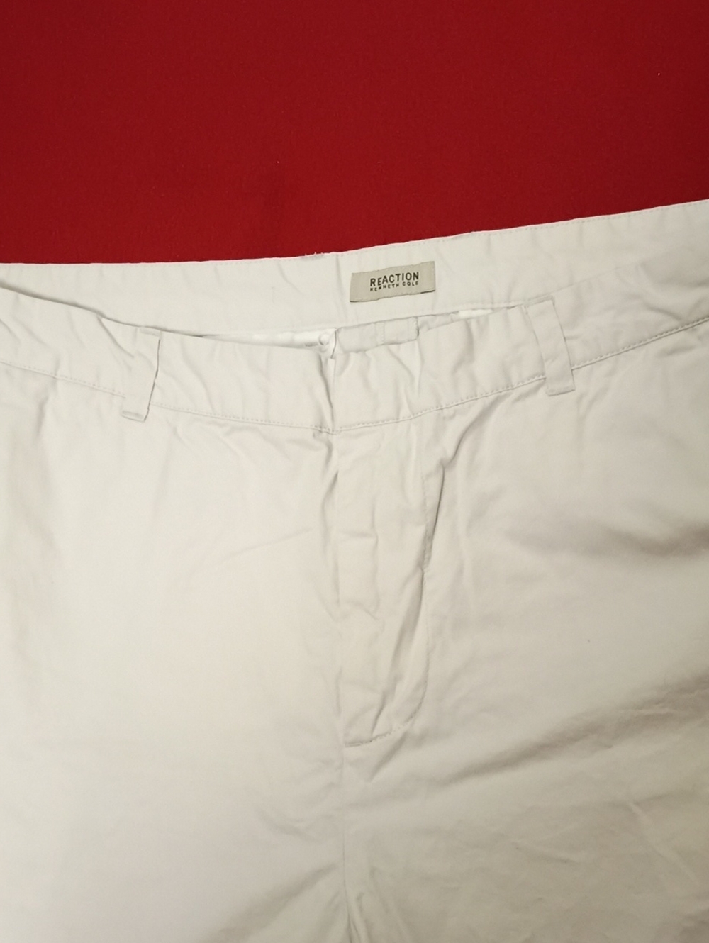 A288 Reaction Kenneth Cole White Straight-Leg Casual Shorts